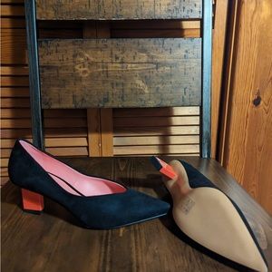 Charles & Keith Black Textured Heel Pump (US6)- New